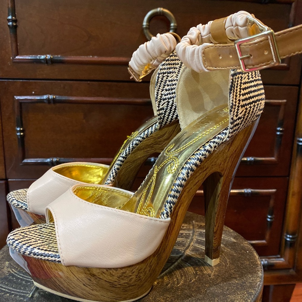 Flirty Heel